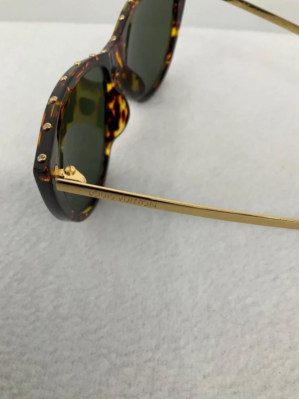 Louis Vuitton La Boum Cat-Eye Sunglasses Z1038E Noir Black studded frame